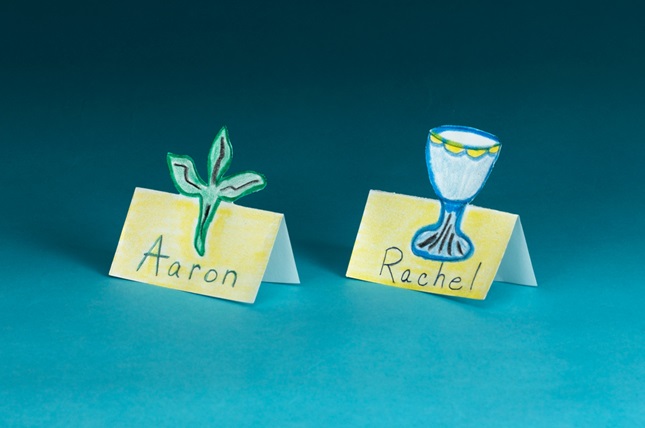 Passover Seder Place Cards | crayola.cn